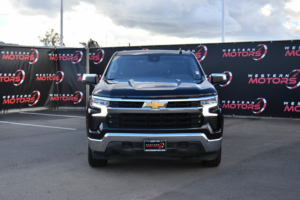 Used 2024 Chevrolet Silverado 1500 LT Truck Crew Cab