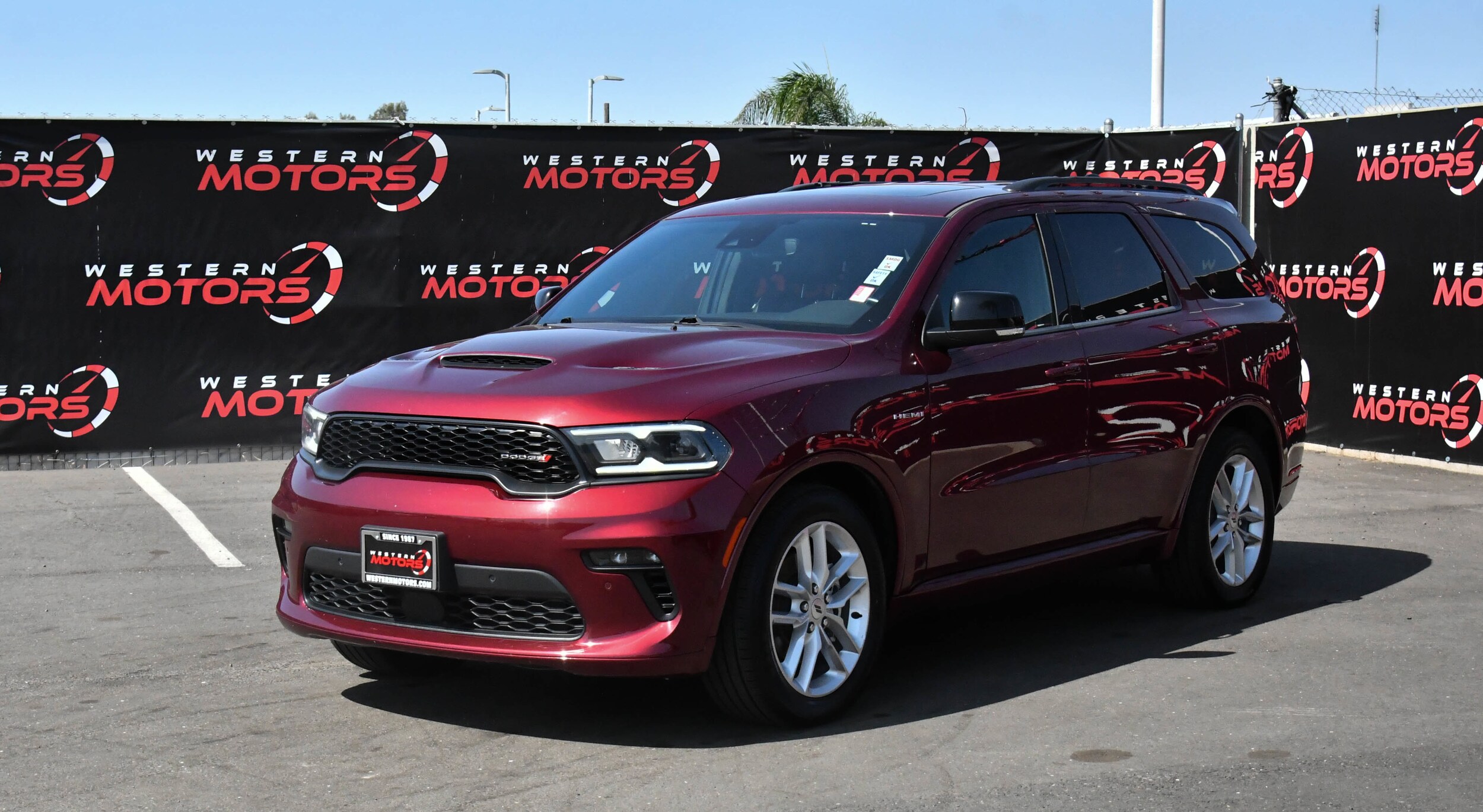 2023 Dodge Durango R/T Plus photo 2