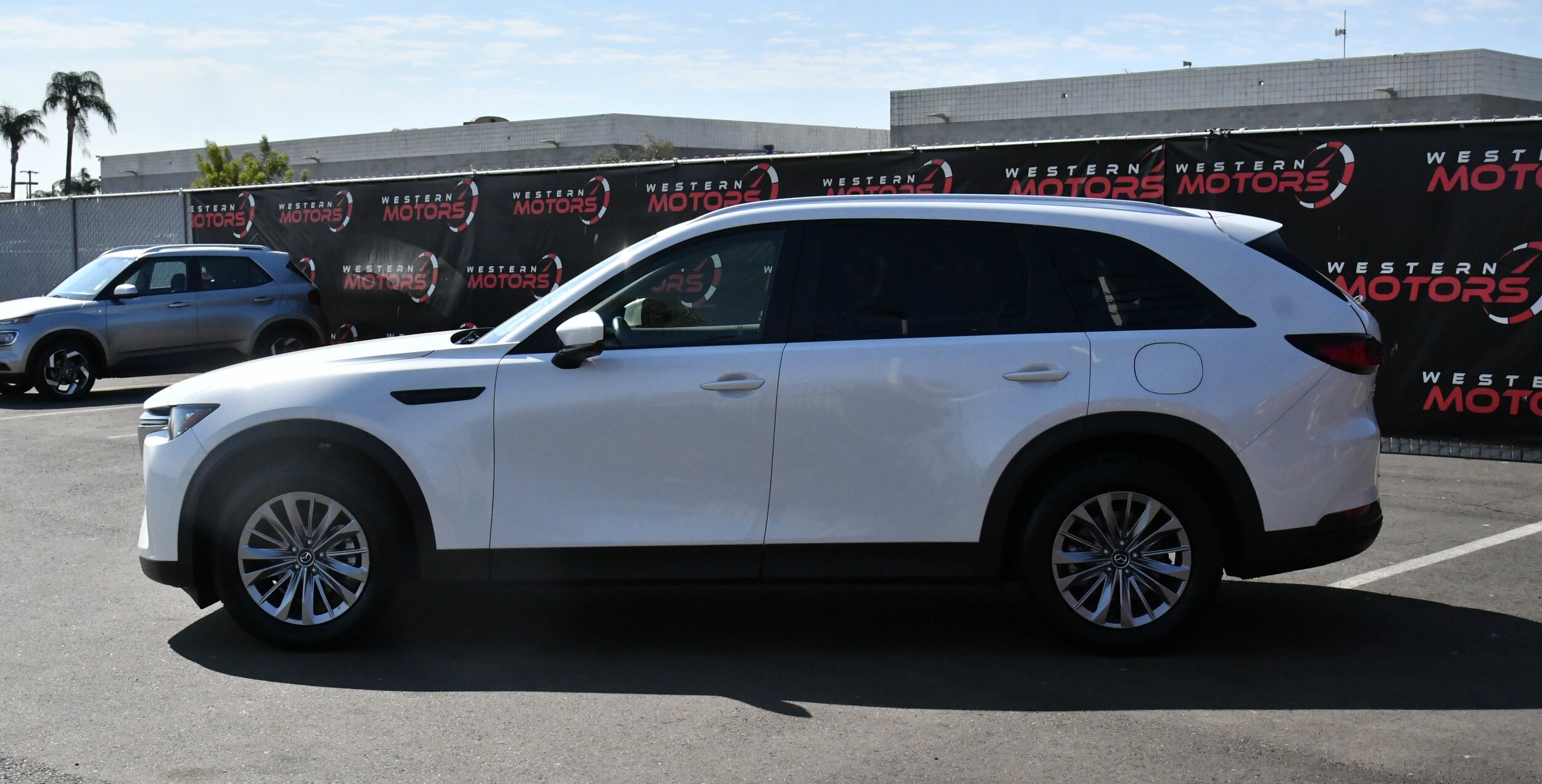2024 Mazda CX-90 3.3 Turbo Select photo 3