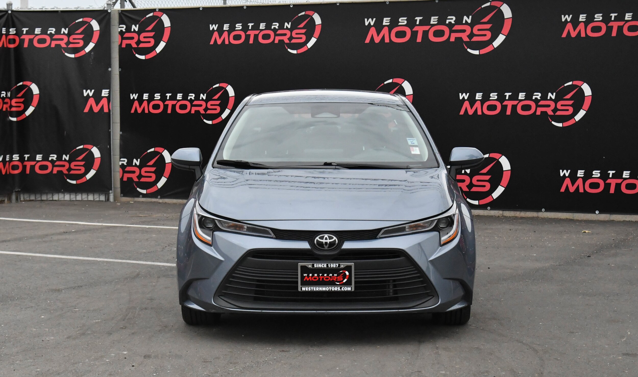2024 Toyota Corolla LE photo 2