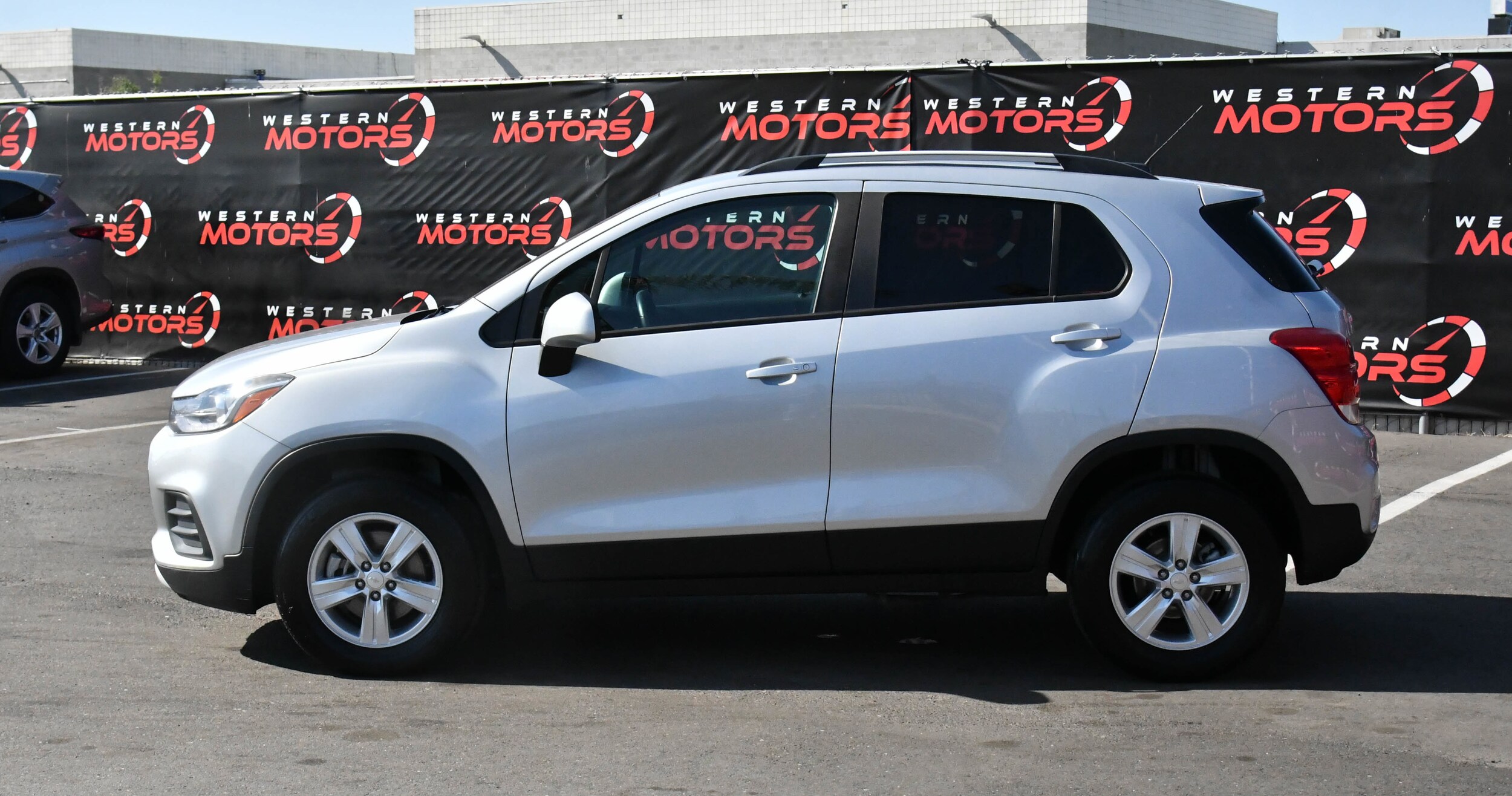 2022 Chevrolet Trax LT photo 3