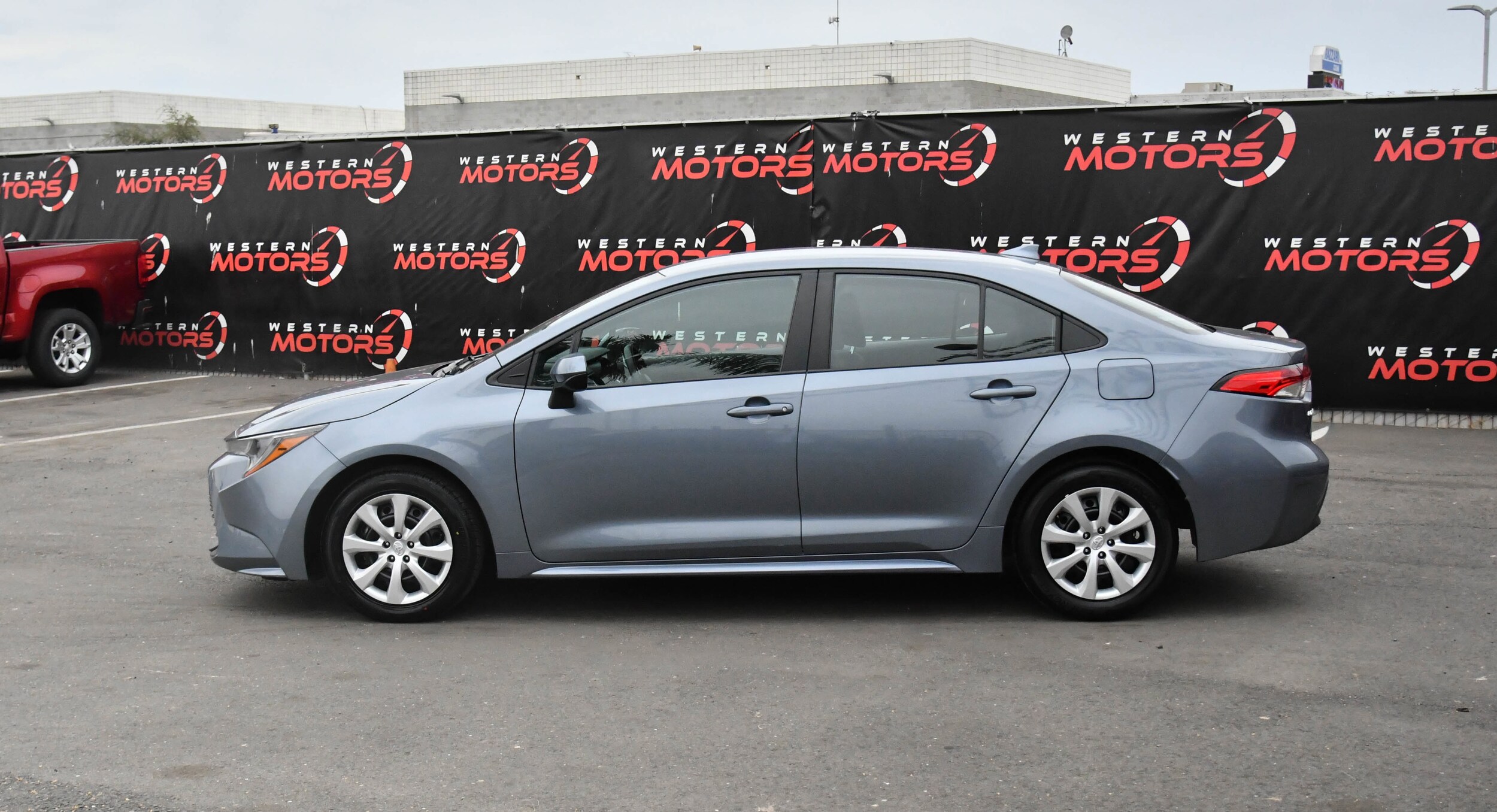 2024 Toyota Corolla LE photo 4