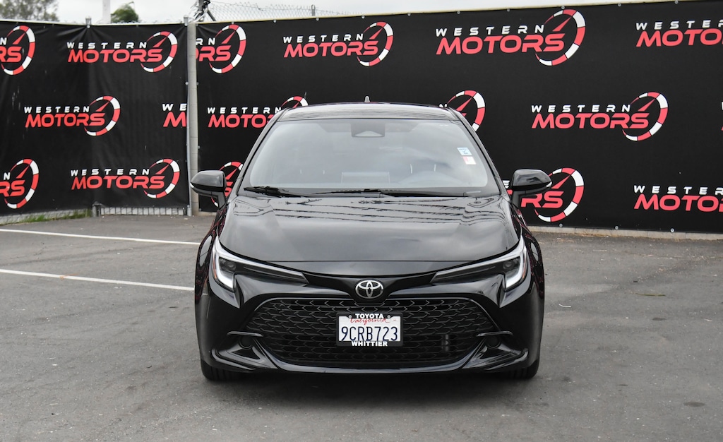 Used 2023 Toyota Corolla Hatchback SE Hatchback