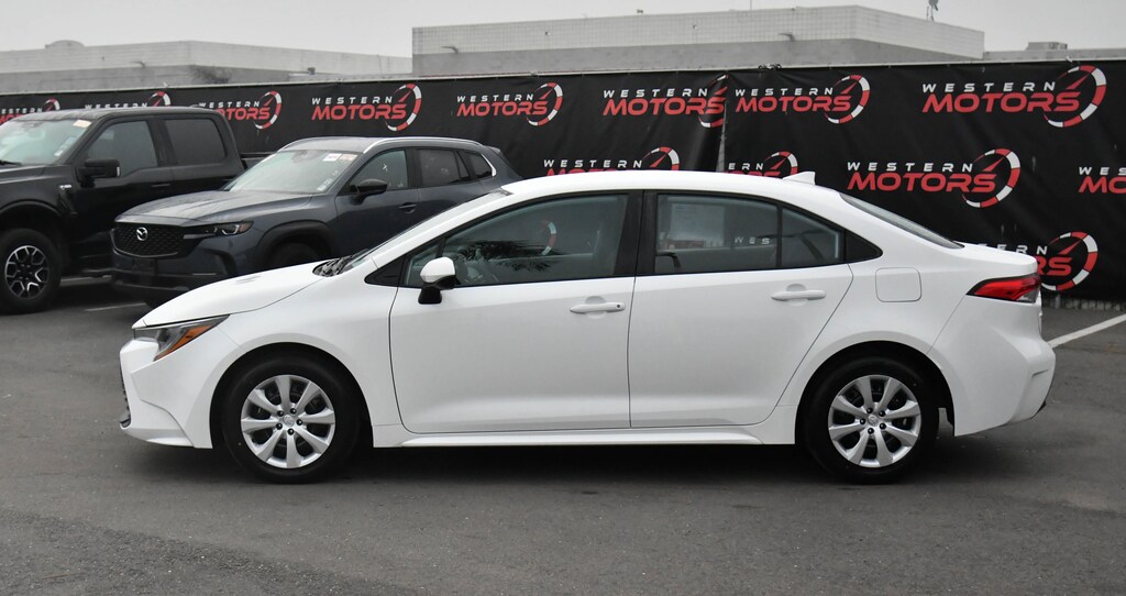 Used 2024 Toyota Corolla LE Sedan