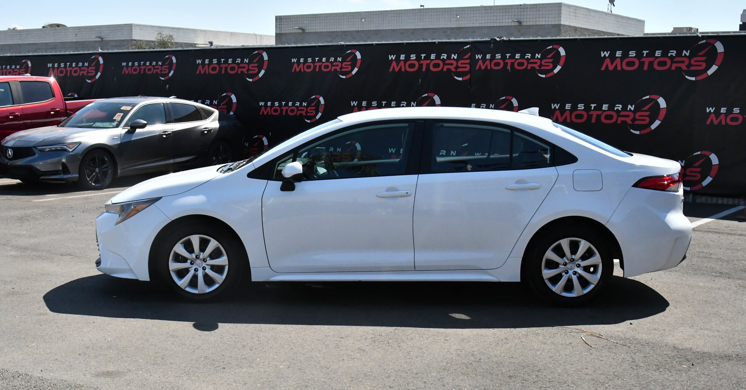 2024 Toyota Corolla LE photo 4