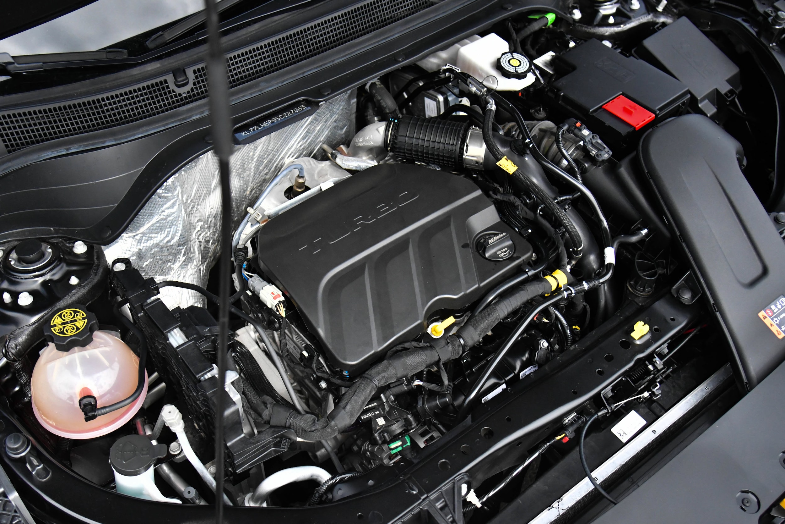 2025 Chevrolet Trax LT - Photo 41