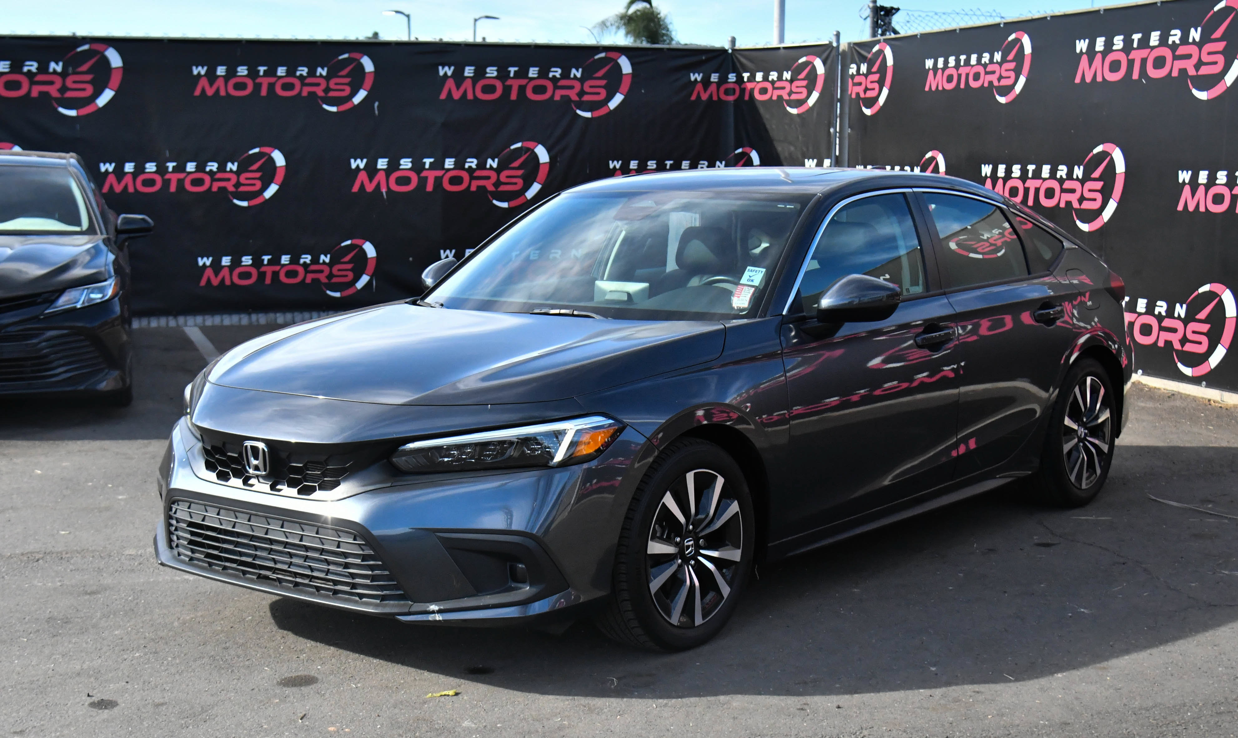 Used 2024 Honda Civic Hatchback EX-L Hatchback