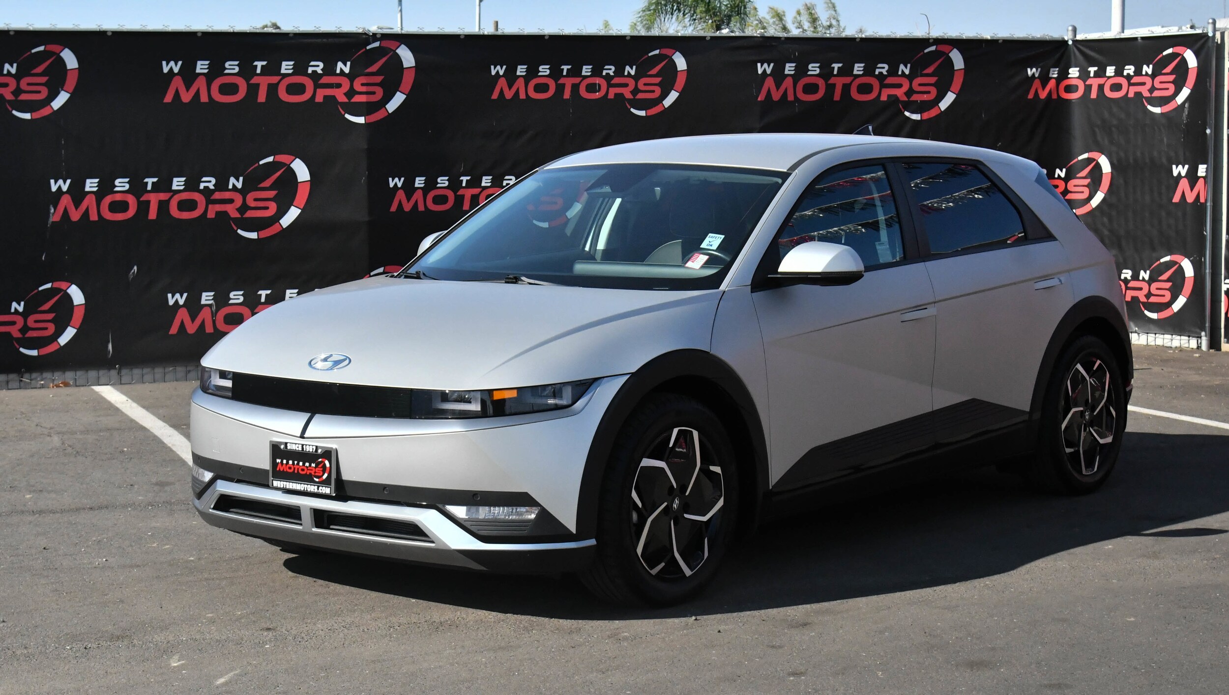2023 Hyundai Ioniq 5 SEL photo 2