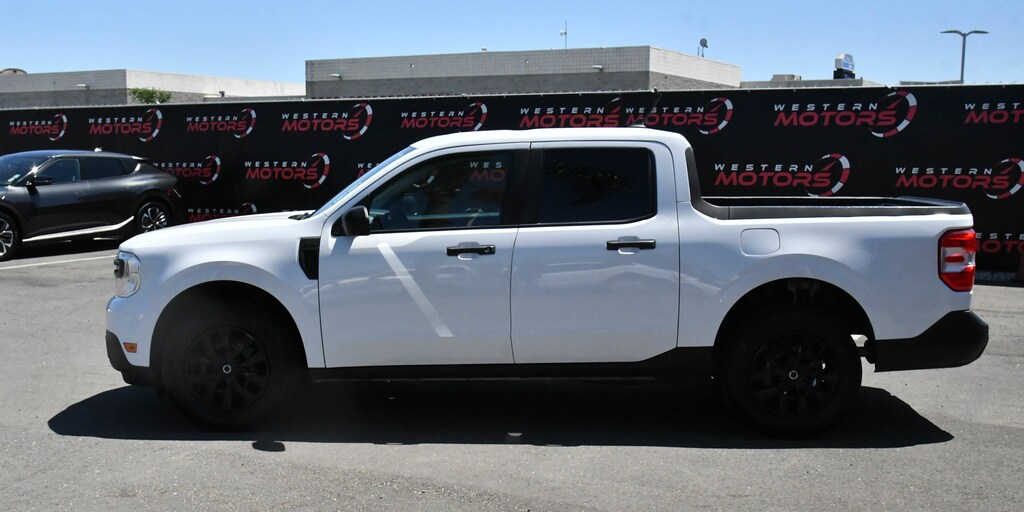 Used 2022 Ford Maverick XL SuperCrew Pickup 4D 4 1/2 ft Truck SuperCrew