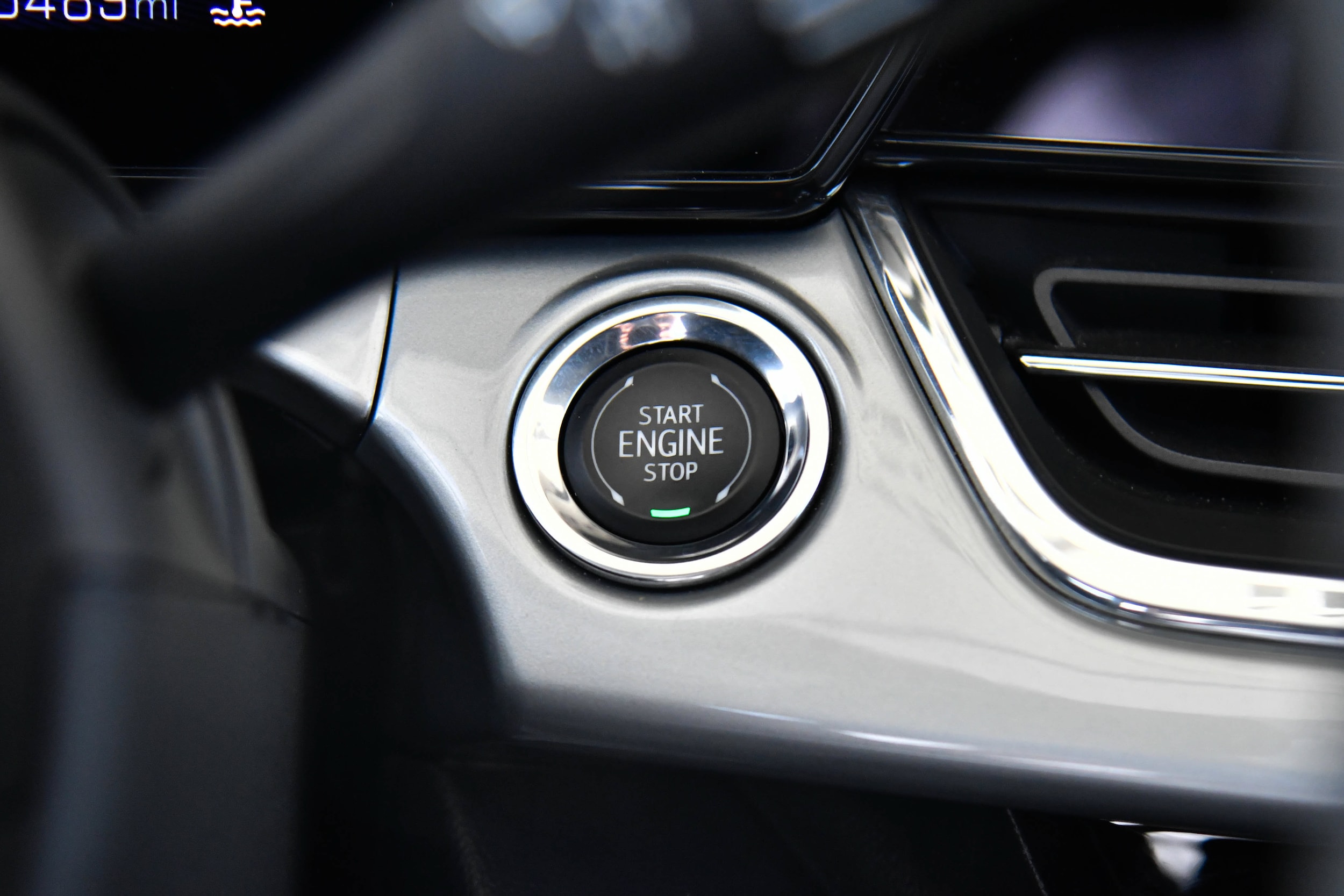 2025 Chevrolet Trax LT - Photo 24