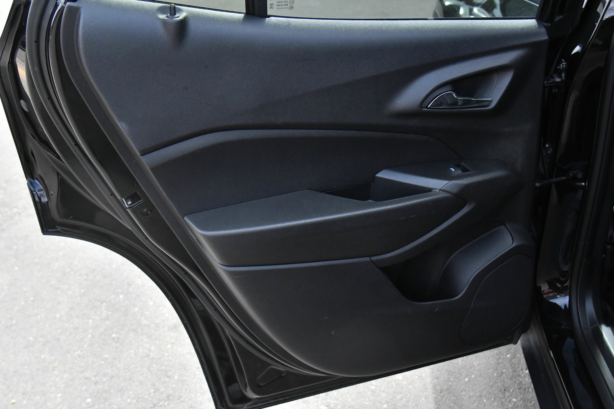 2025 Chevrolet Trax LT - Photo 30