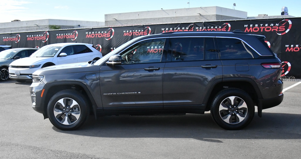Used 2022 Jeep Grand Cherokee 4xe Sport Utility 4D SUV