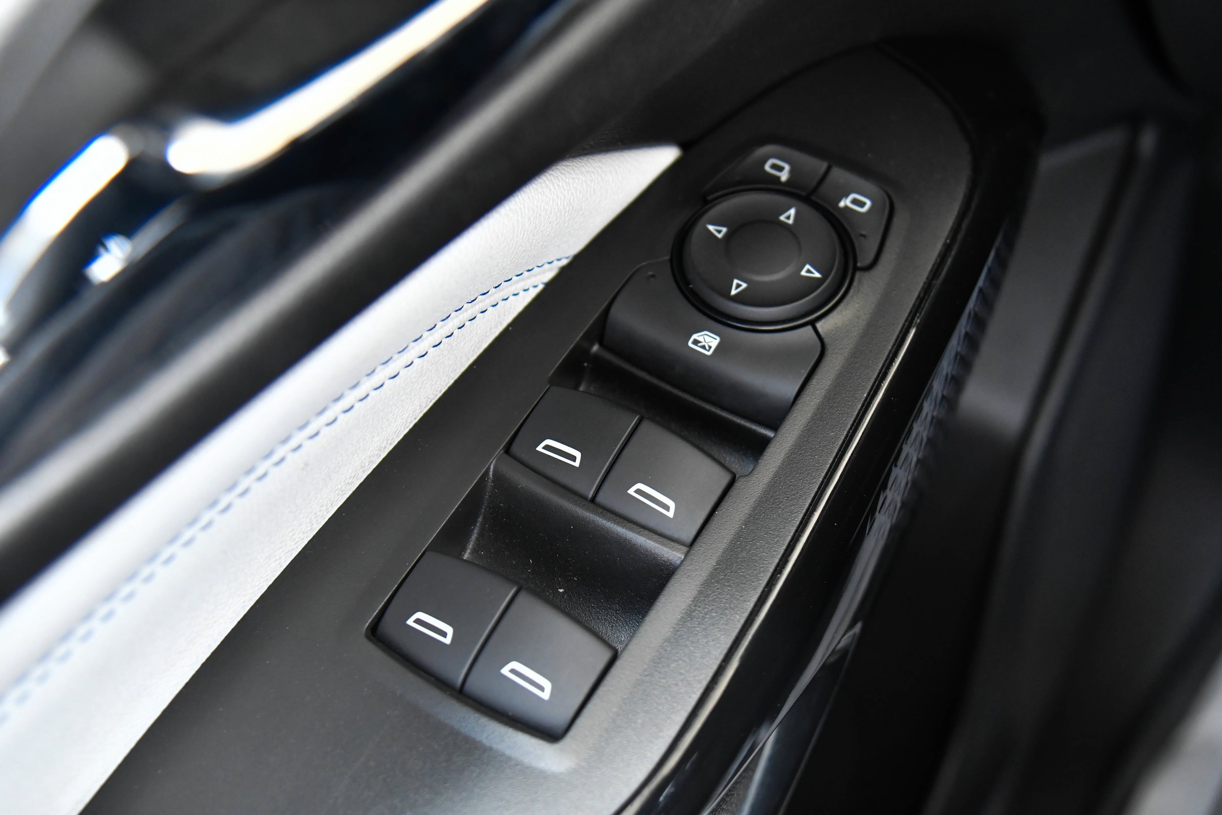 2025 Chevrolet Trax LT - Photo 29