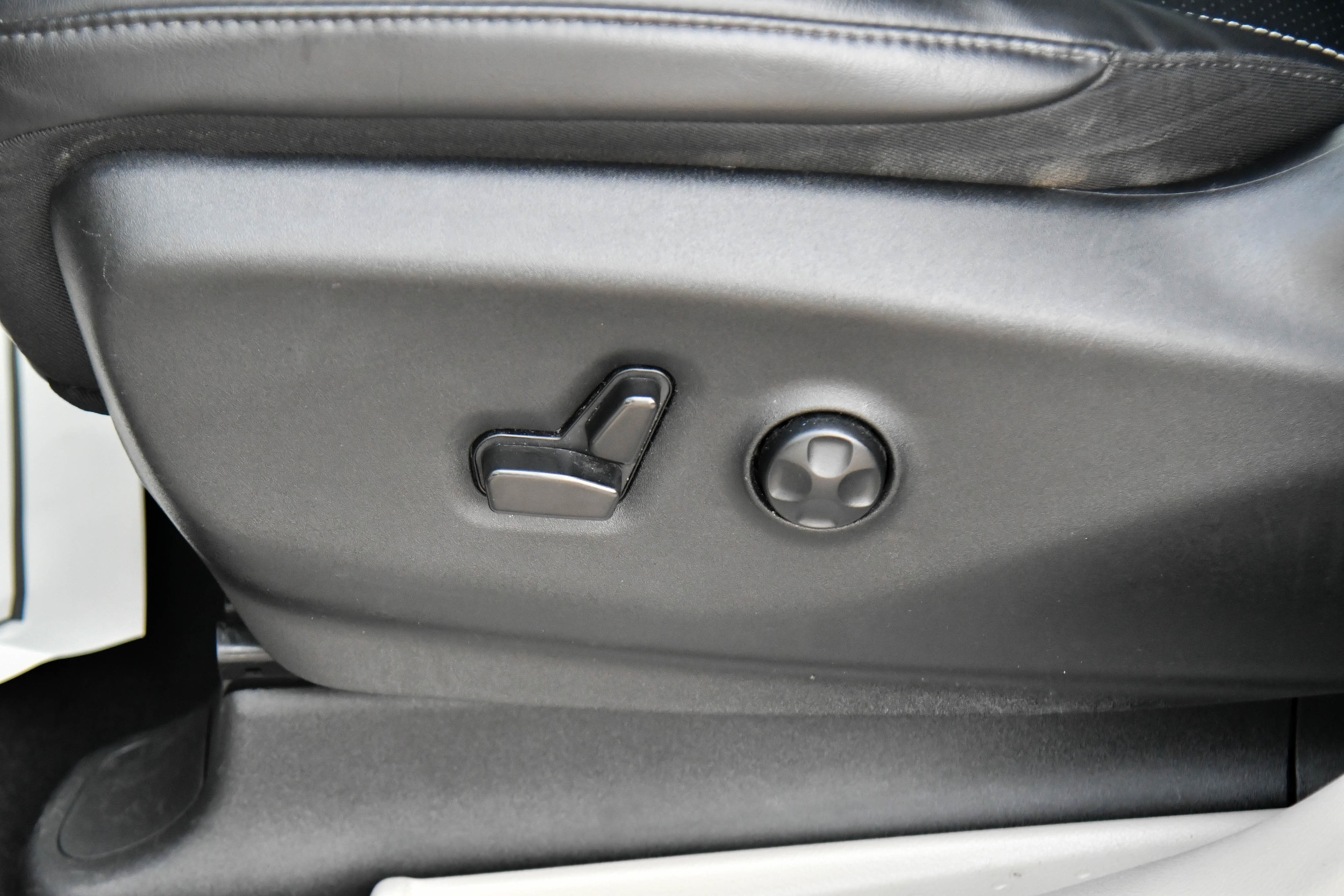 2023 Chrysler Pacifica Touring L - Photo 14