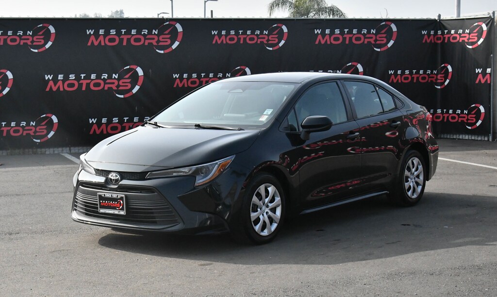 Used 2024 Toyota Corolla LE Sedan
