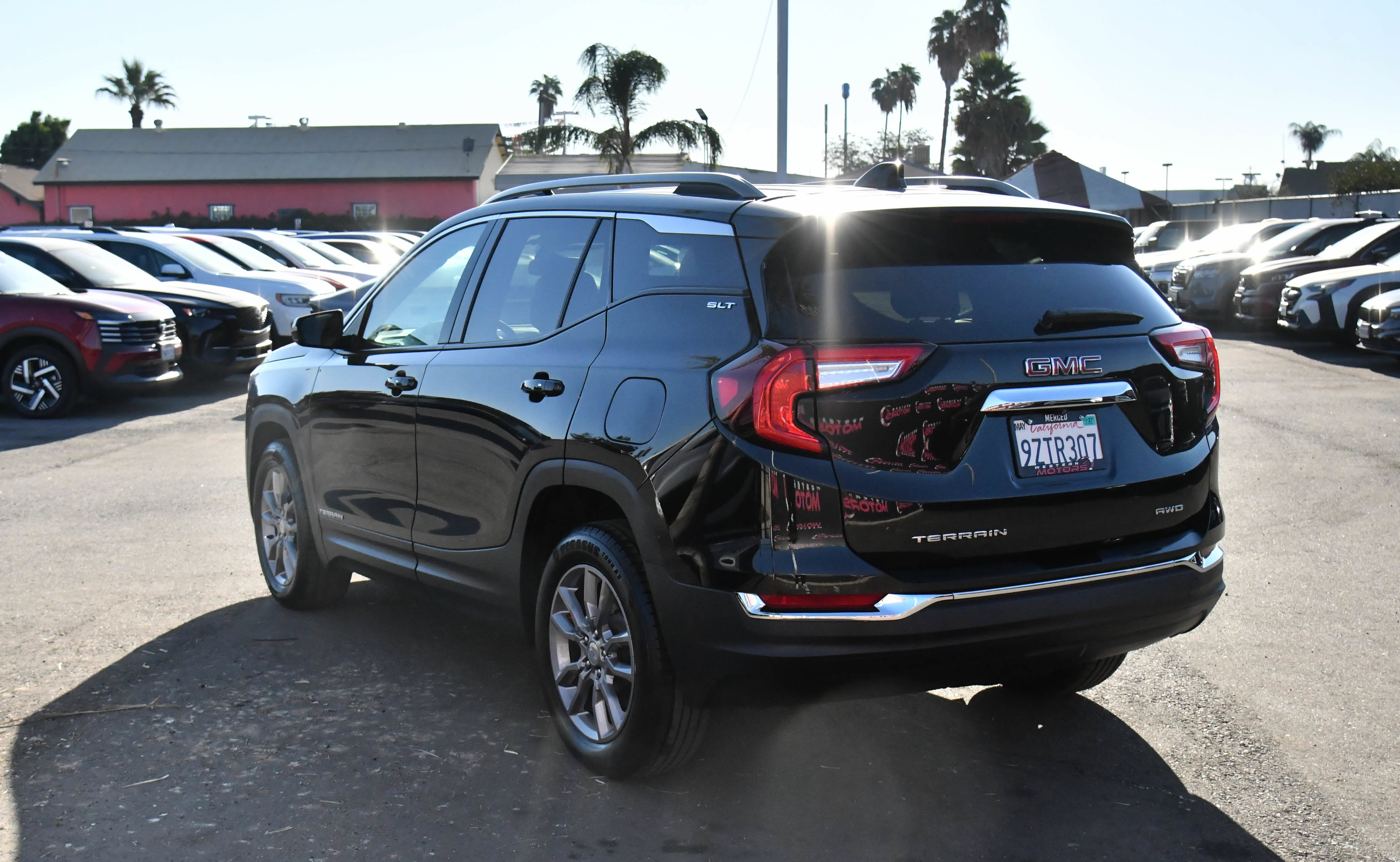 Used 2024 GMC Terrain SLT SUV