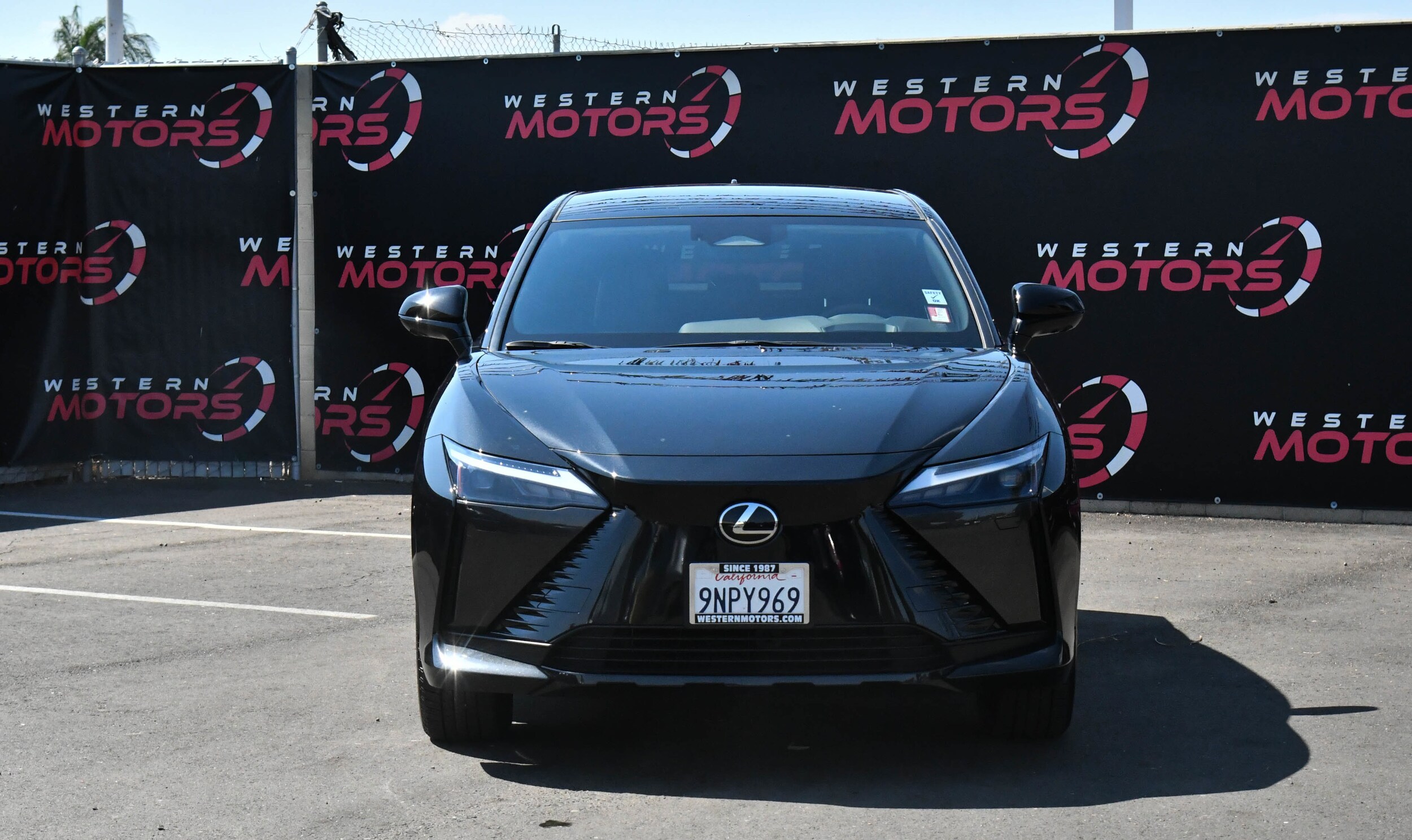 2024 Lexus RZ 300e Premium photo 2