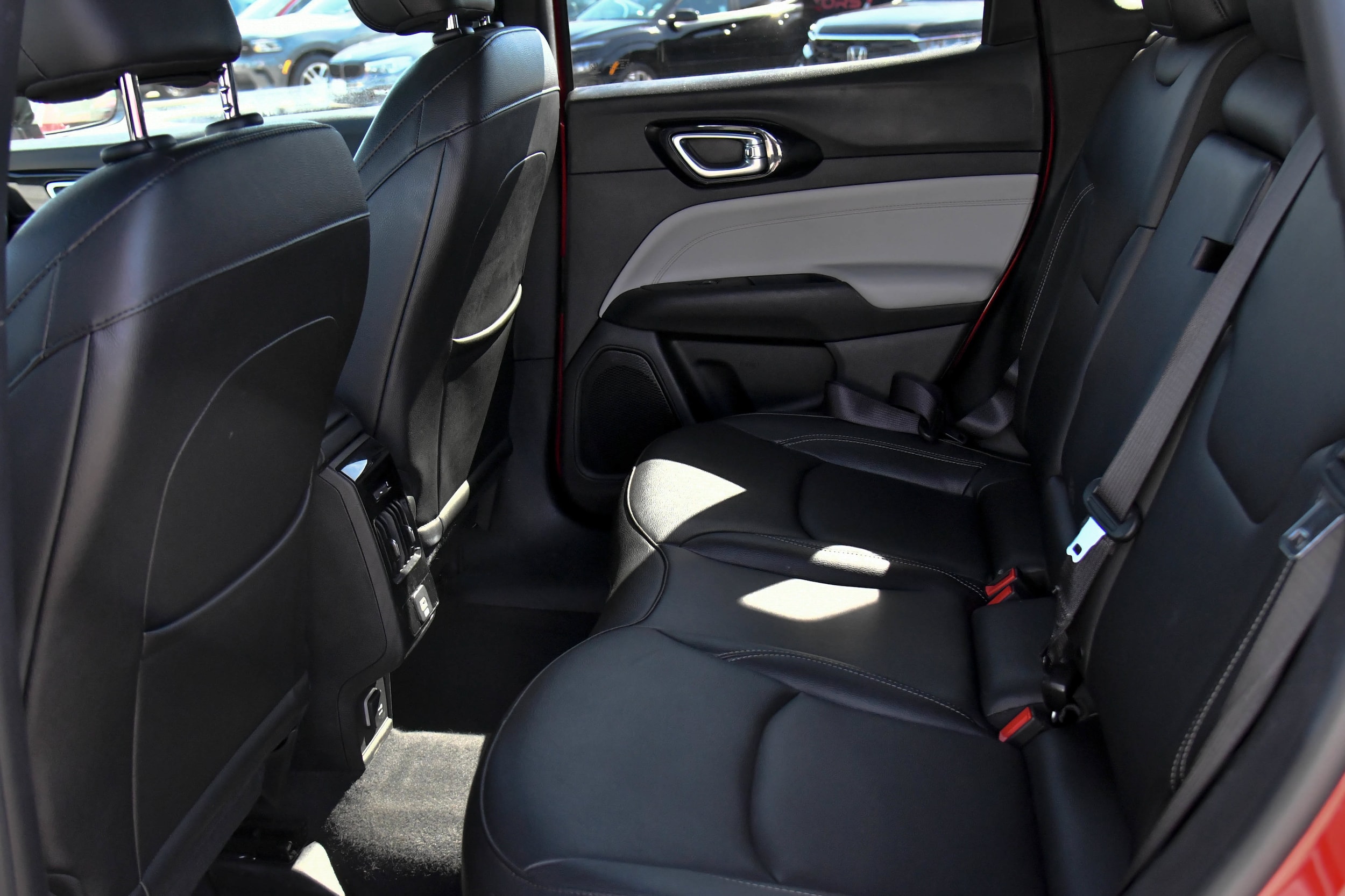 2025 Jeep Compass Limited - Photo 37