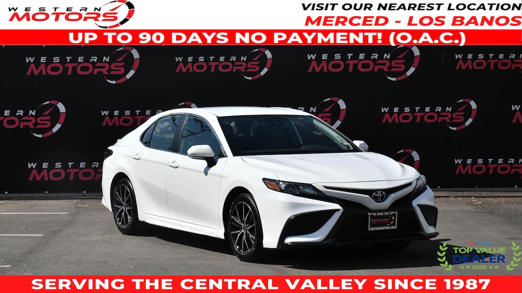 Used 2024 Toyota Camry SE Sedan 4D Sedan