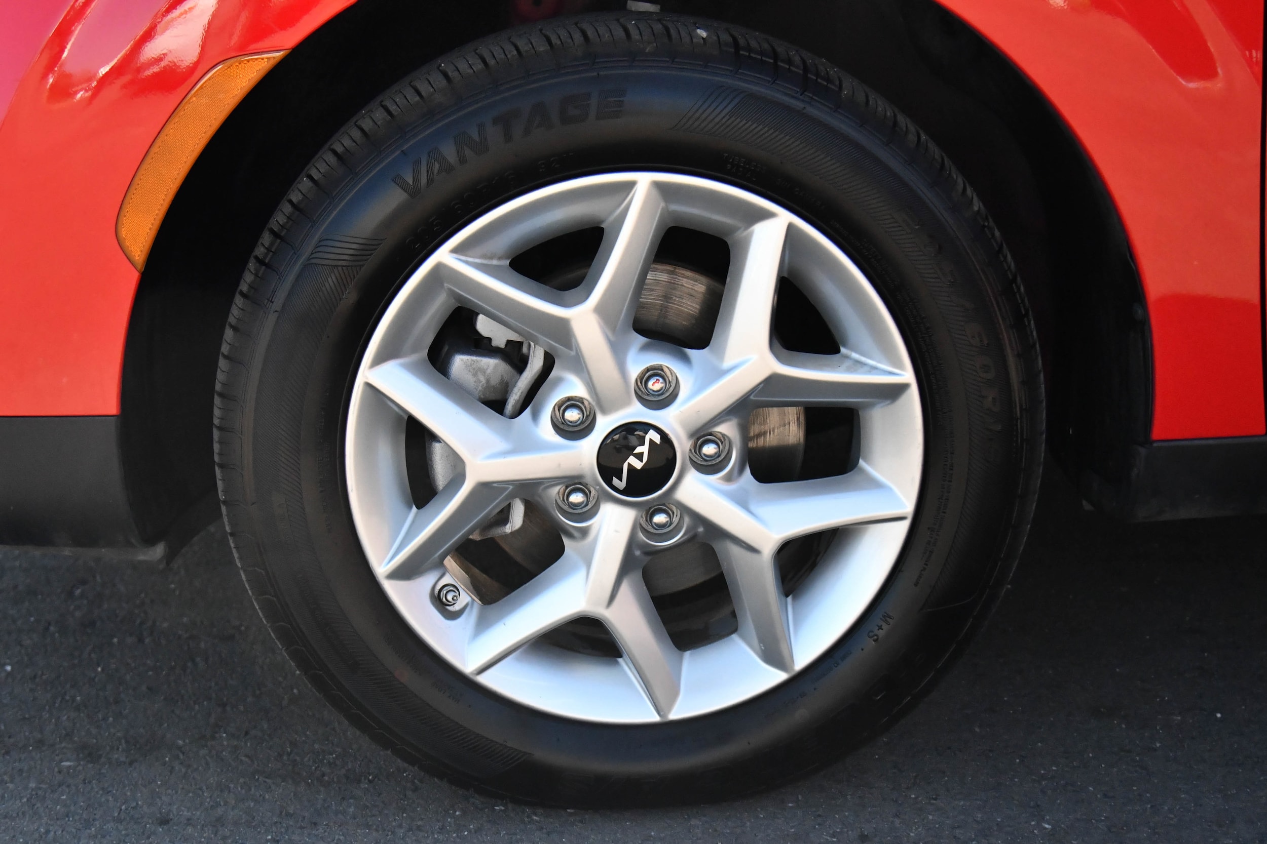 2024 Kia Soul LX - Photo 10