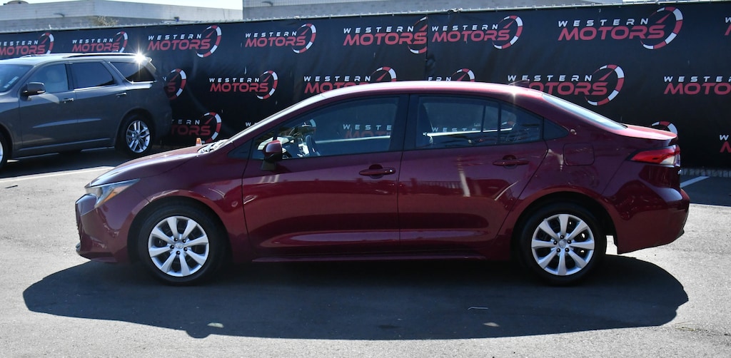 Used 2024 Toyota Corolla LE Sedan