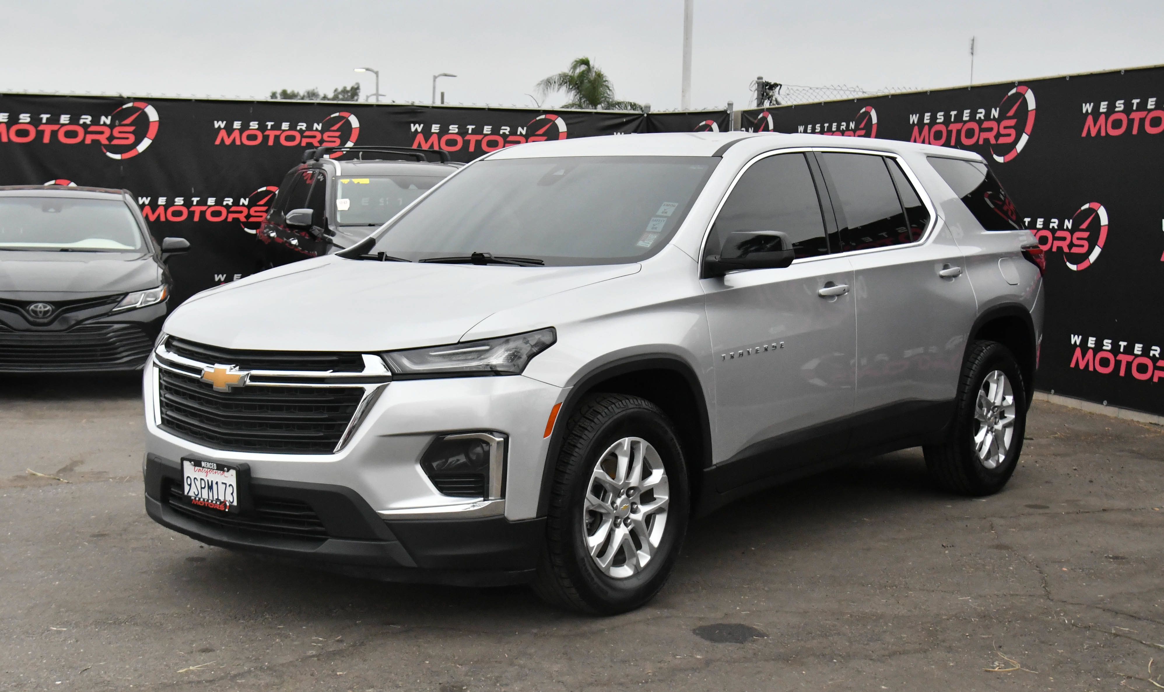 Used 2022 Chevrolet Traverse LS SUV