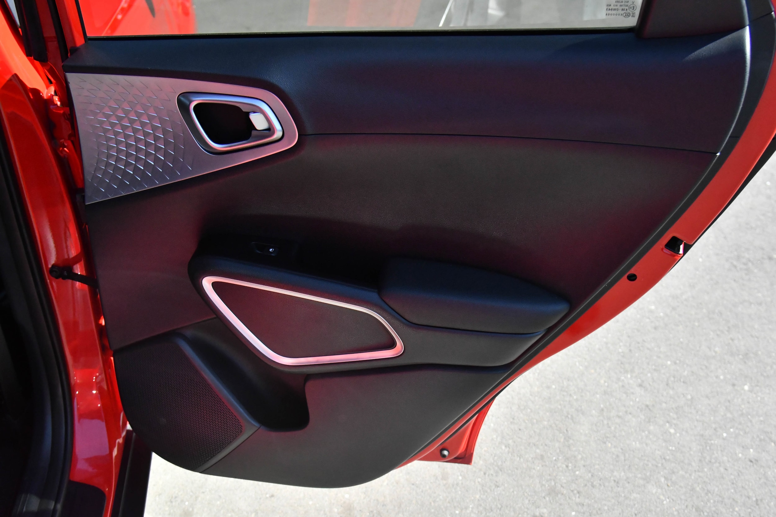 2024 Kia Soul LX - Photo 30