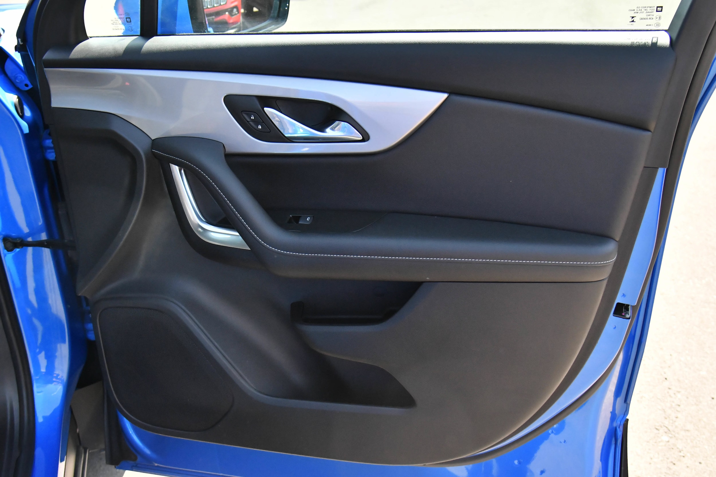 2025 Chevrolet Blazer 2LT - Photo 38
