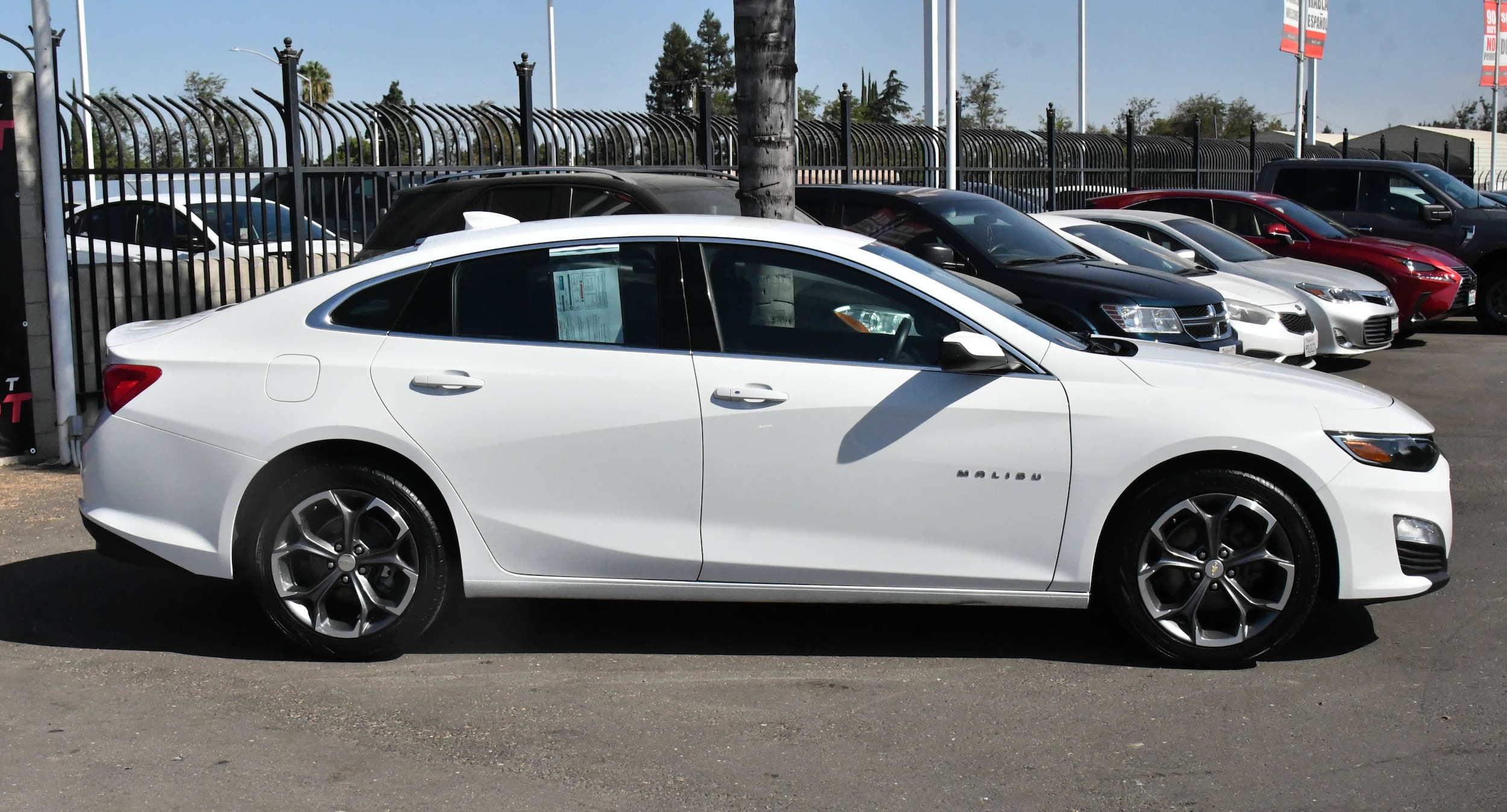 2024 Chevrolet Malibu 1LT - Photo 8