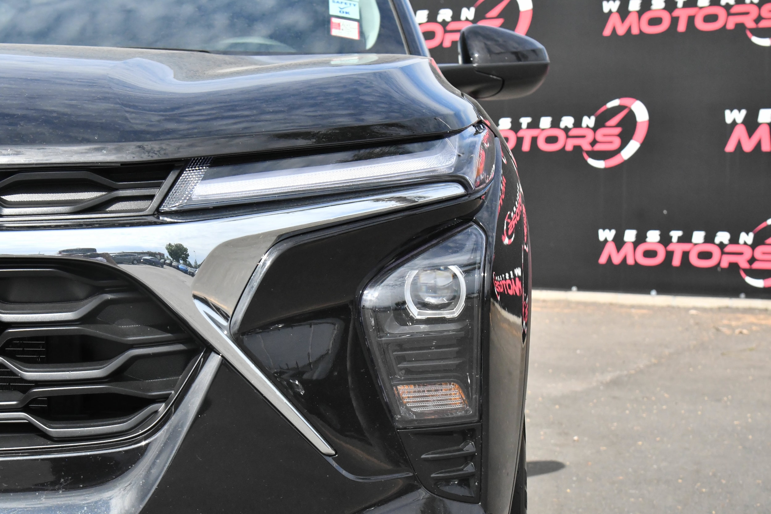 2025 Chevrolet Trax LT - Photo 9