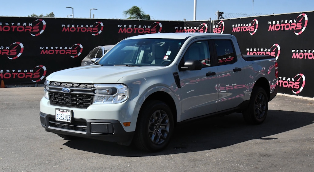 Used 2023 Ford Maverick XLT Pickup 4D 4 1/2 ft Truck SuperCrew