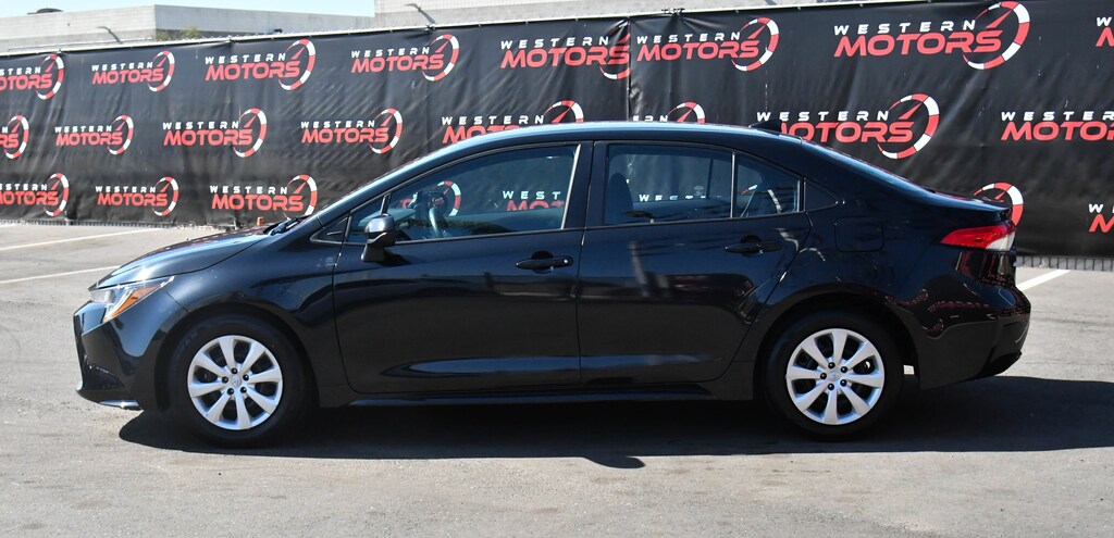 Used 2022 Toyota Corolla LE Sedan