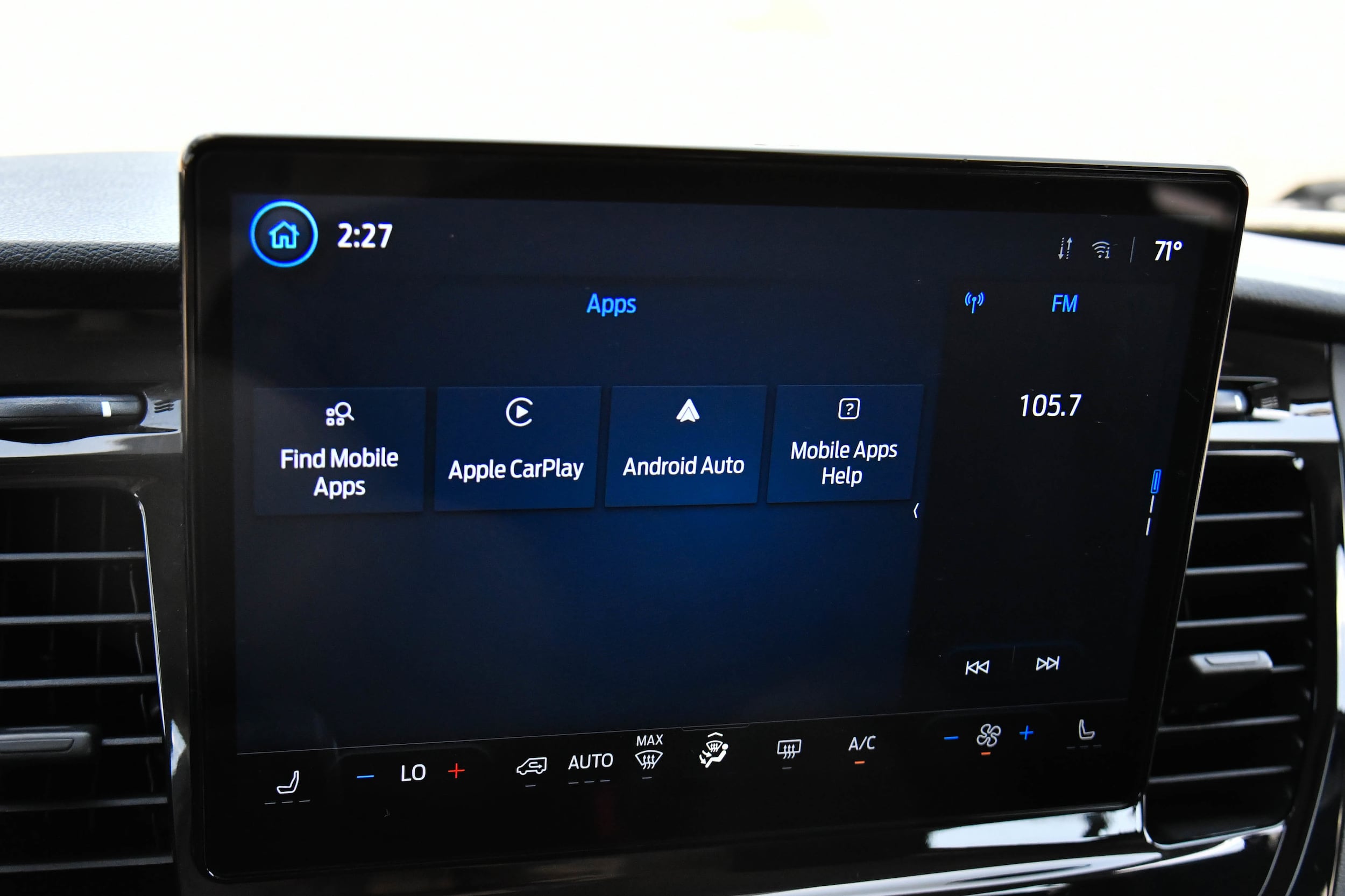 2023 Ford Transit Passenger Van XLT - Photo 20