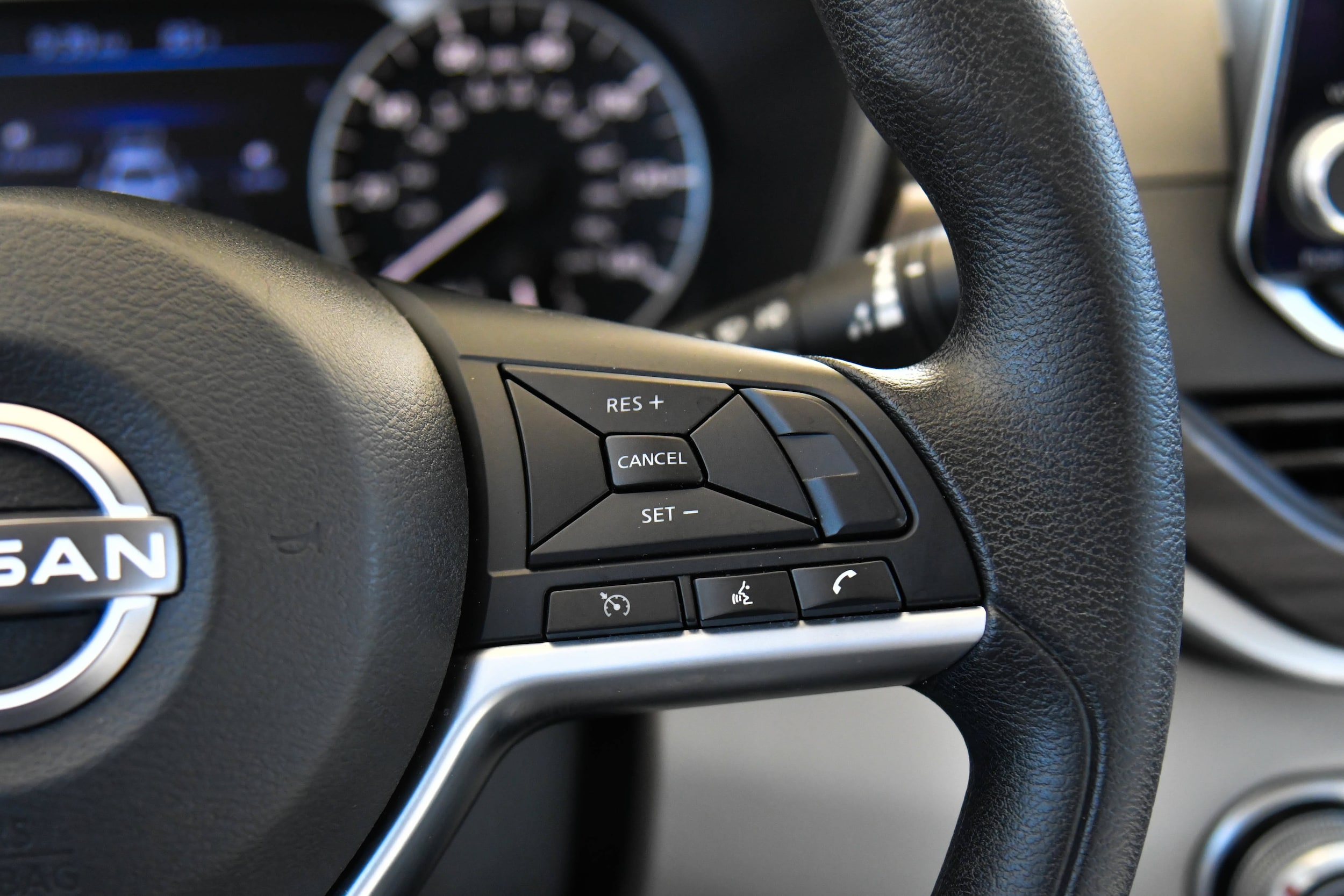 2025 Nissan Altima SV - Photo 24