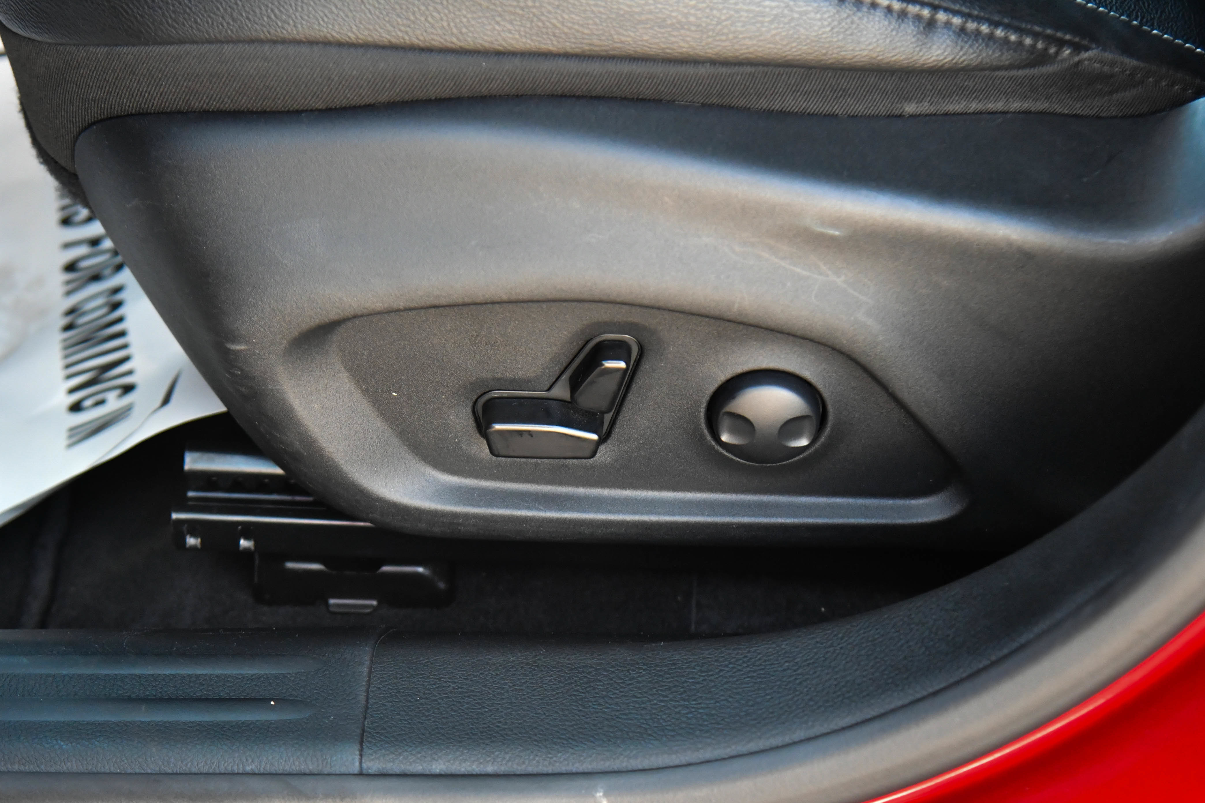 2025 Jeep Compass Limited - Photo 14