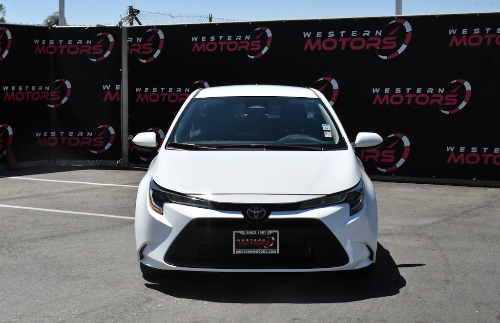 Used 2025 Toyota Corolla LE Sedan
