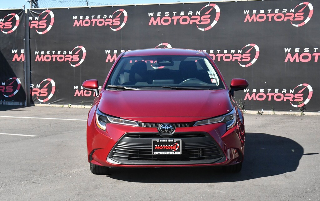 Used 2024 Toyota Corolla LE Sedan
