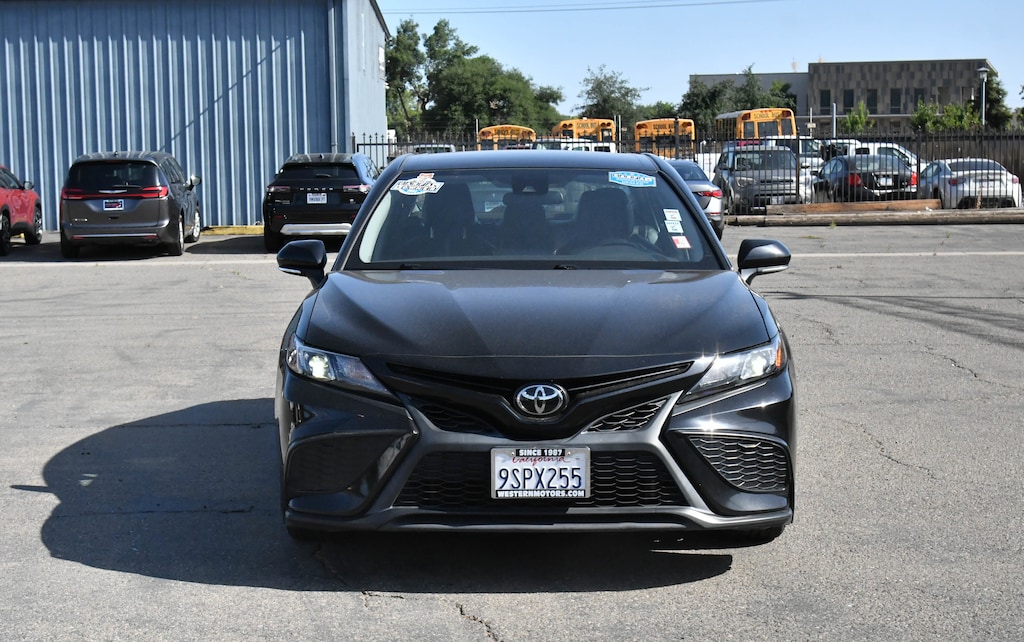 Used 2022 Toyota Camry SE Sedan 4D Sedan