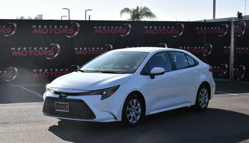 Used 2024 Toyota Corolla LE Sedan