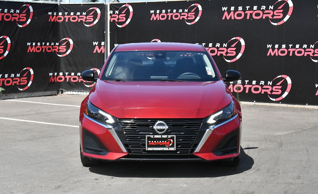 Used 2025 Nissan Altima SV Sedan