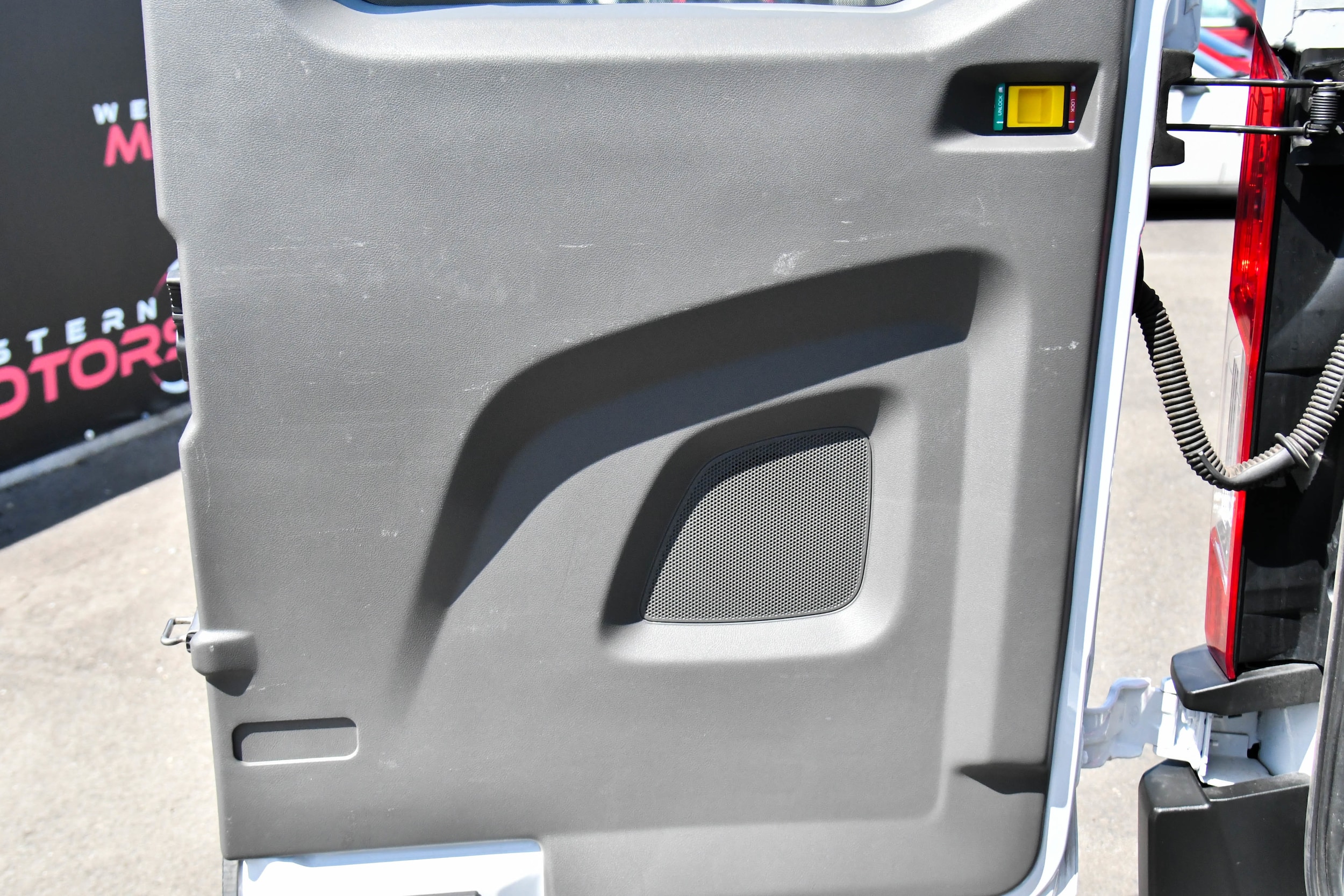 2023 Ford Transit Passenger Van XLT - Photo 33