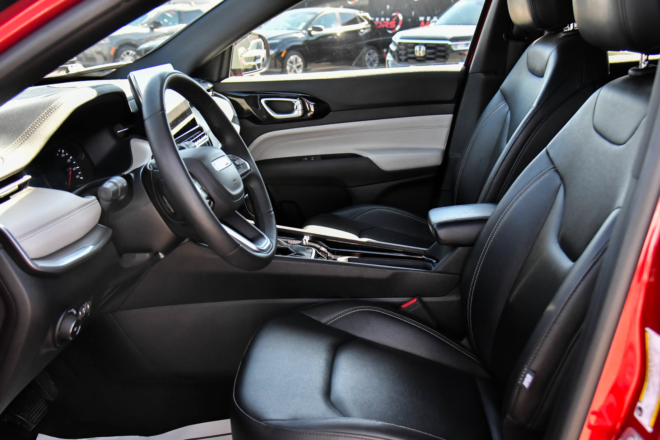 2025 Jeep Compass Limited - Photo 15