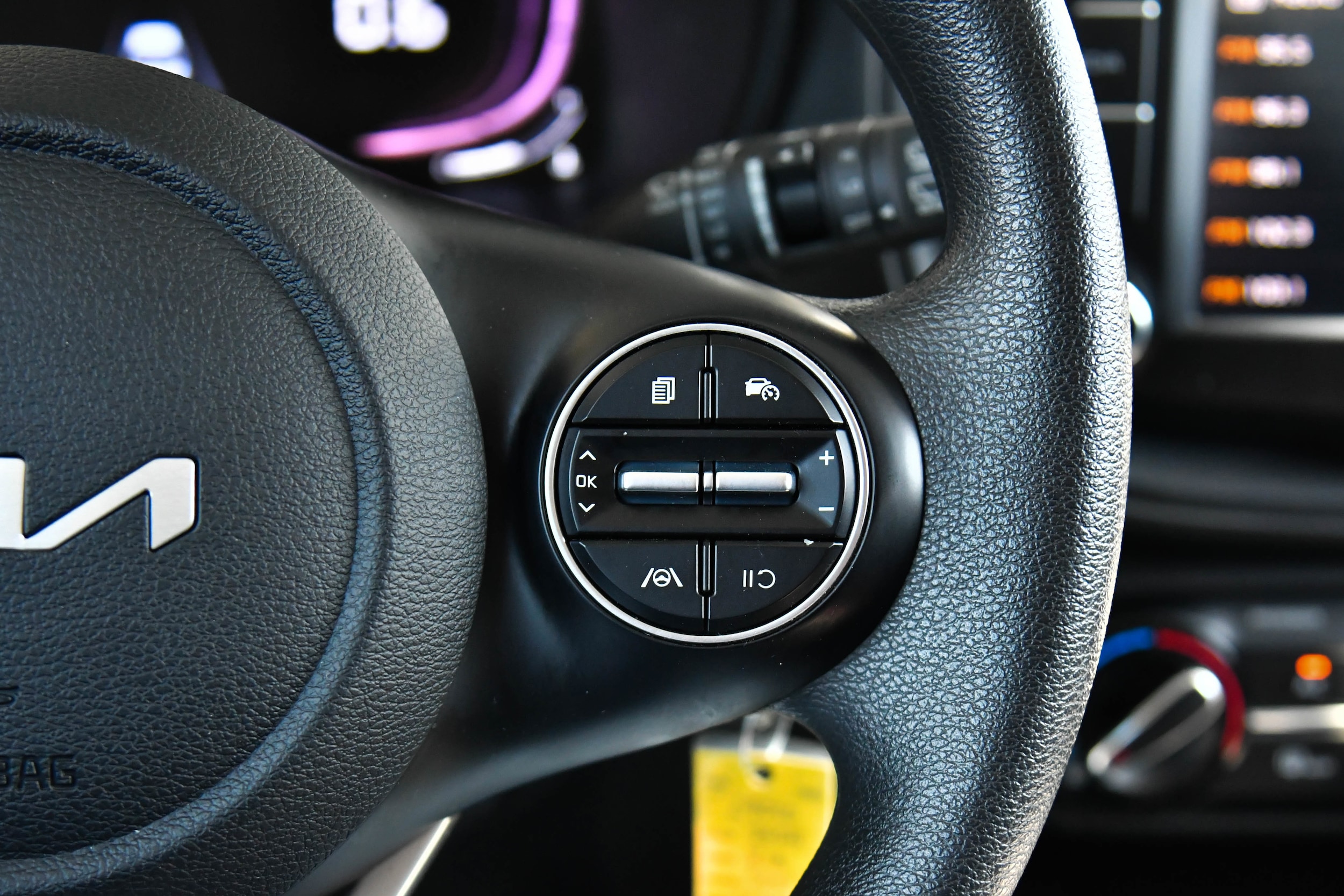 2024 Kia Soul LX - Photo 21