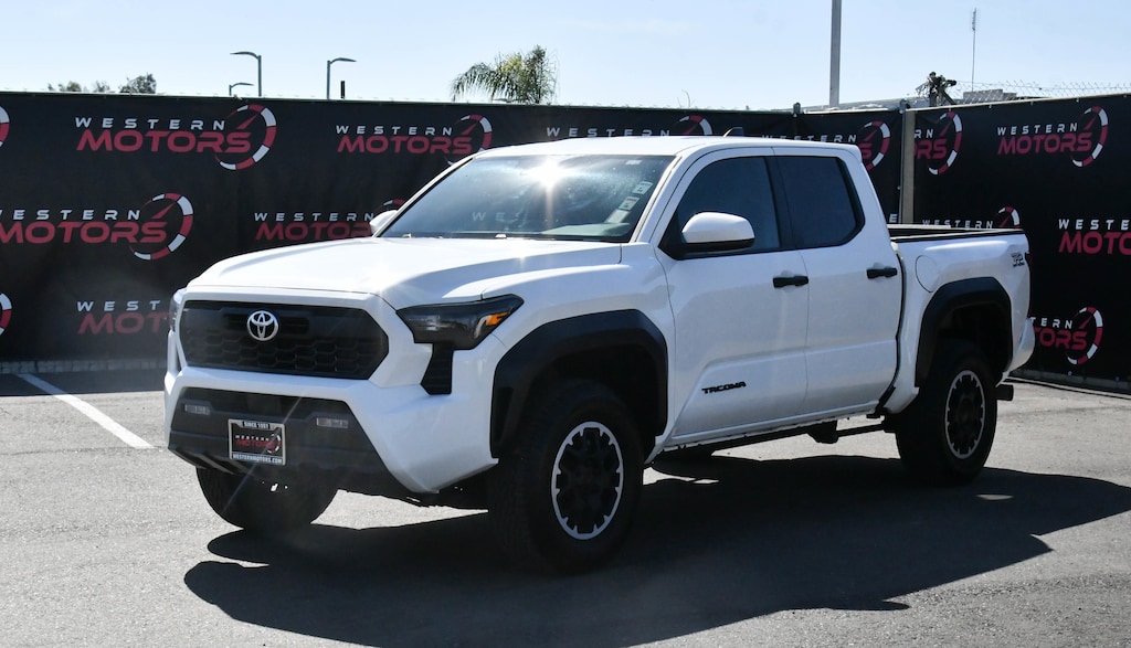 Used 2024 Toyota Tacoma 4WD TRD Off-Road Pickup 4D 5 ft Truck Double Cab