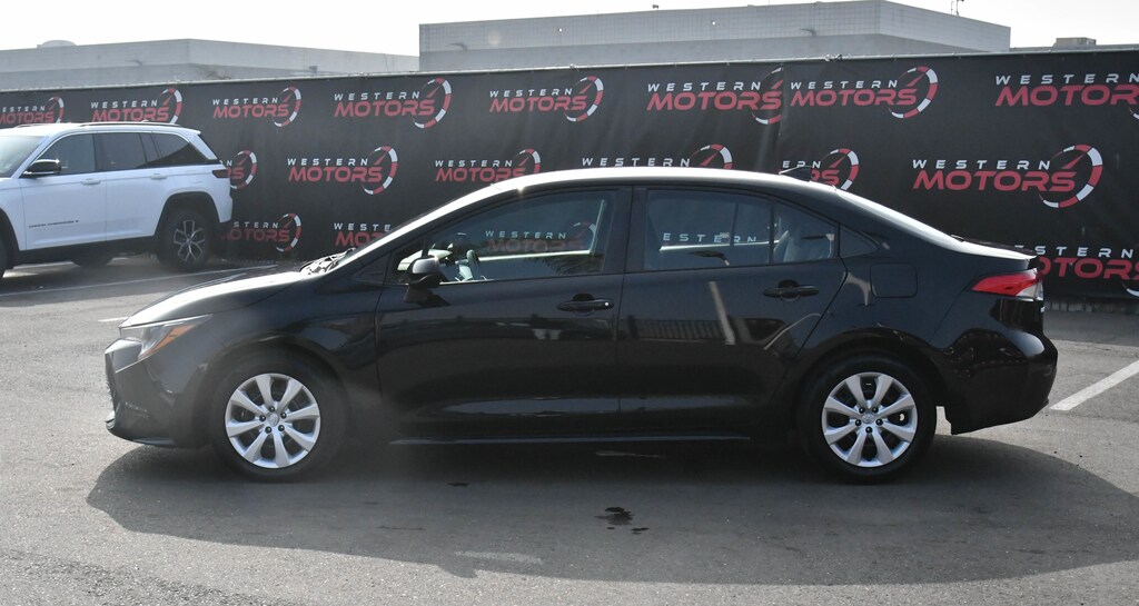 Used 2024 Toyota Corolla LE Sedan