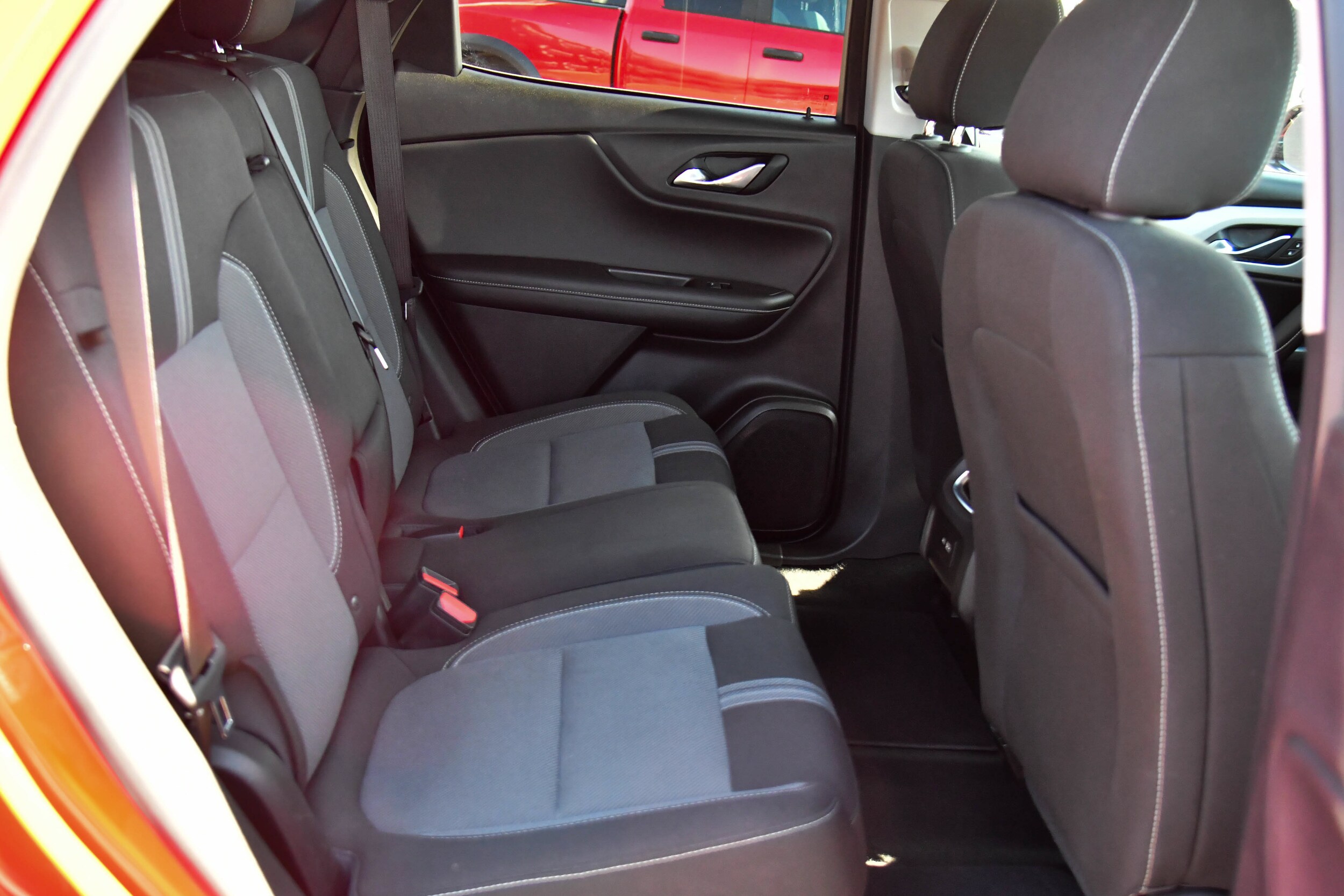 2025 Chevrolet Blazer 2LT - Photo 37
