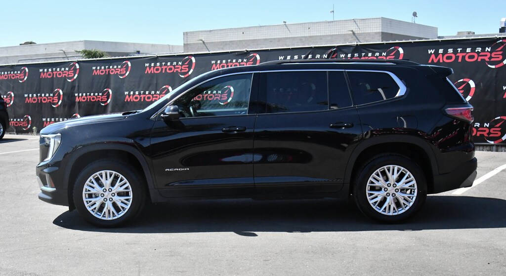 Used 2024 GMC Acadia FWD Elevation SUV