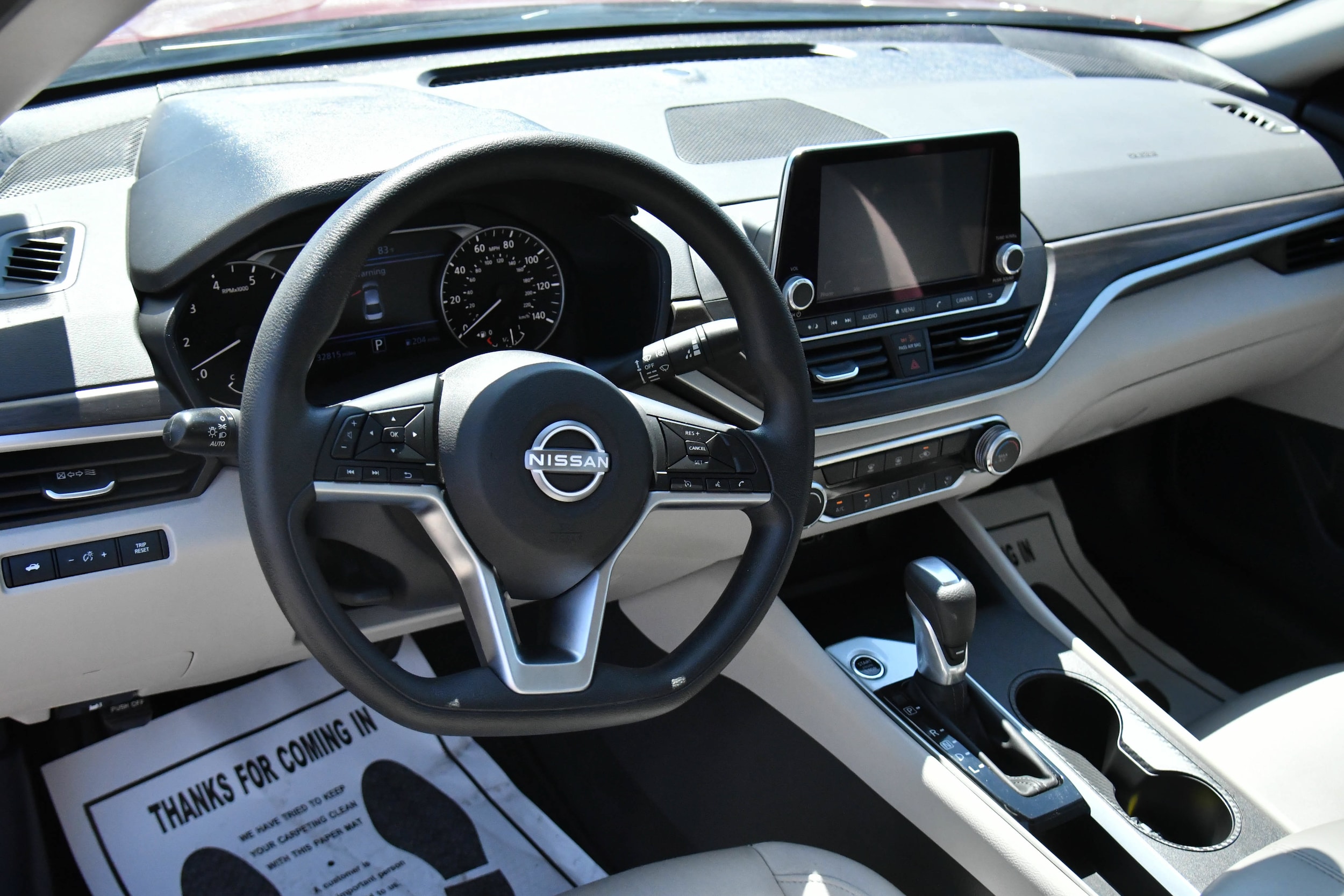 2025 Nissan Altima SV - Photo 12