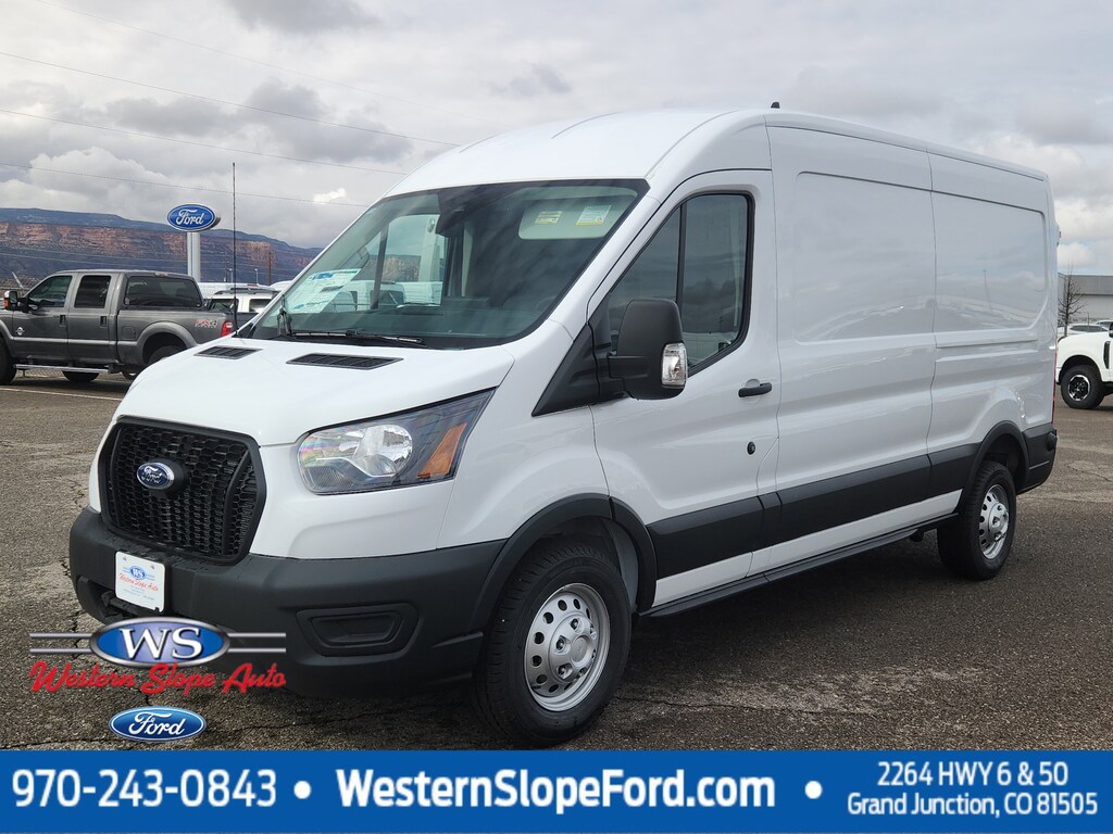 2025 Ford Transit photo 4