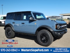 2025 Ford Bronco Badlands SUV